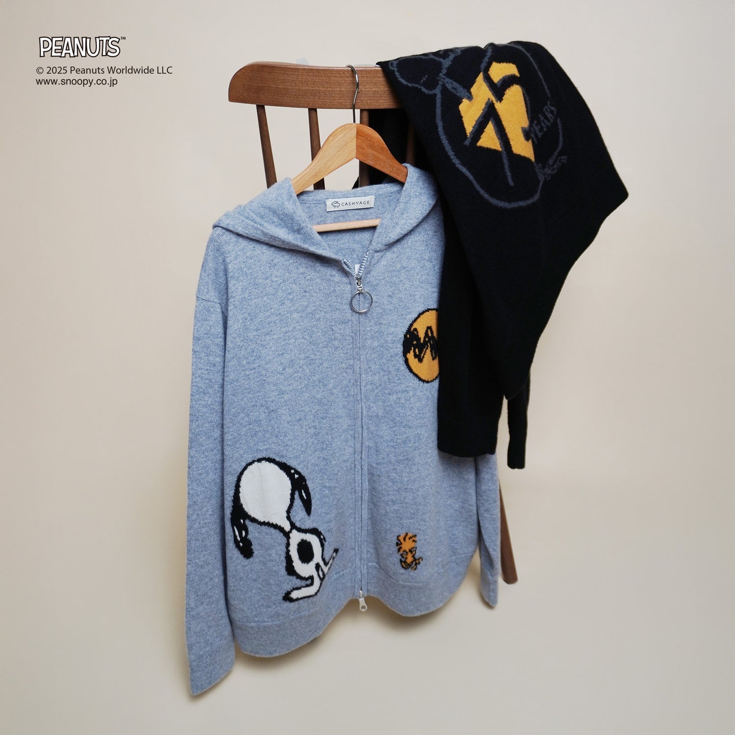 【PEANUTS × CASHYAGE】75周年ニットパーカー