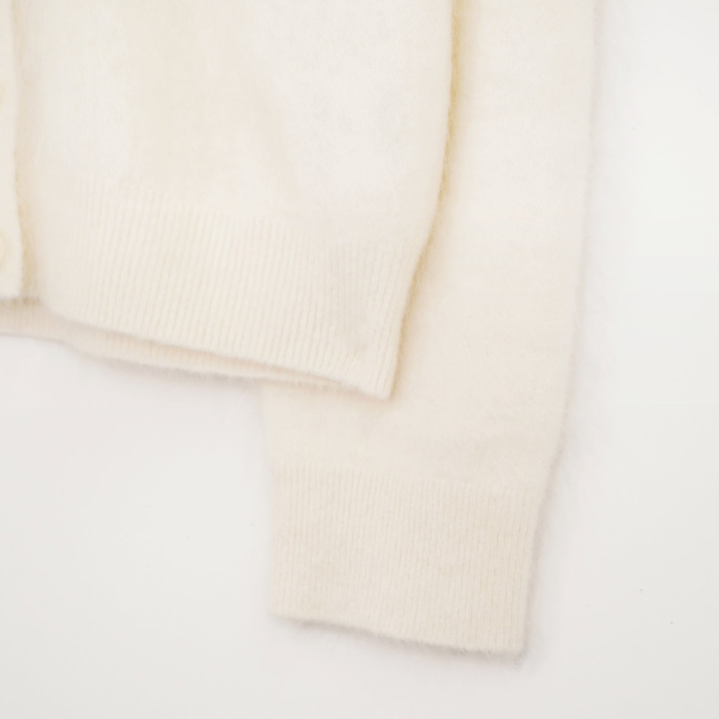 Cashmere Furconditioning Cardigan