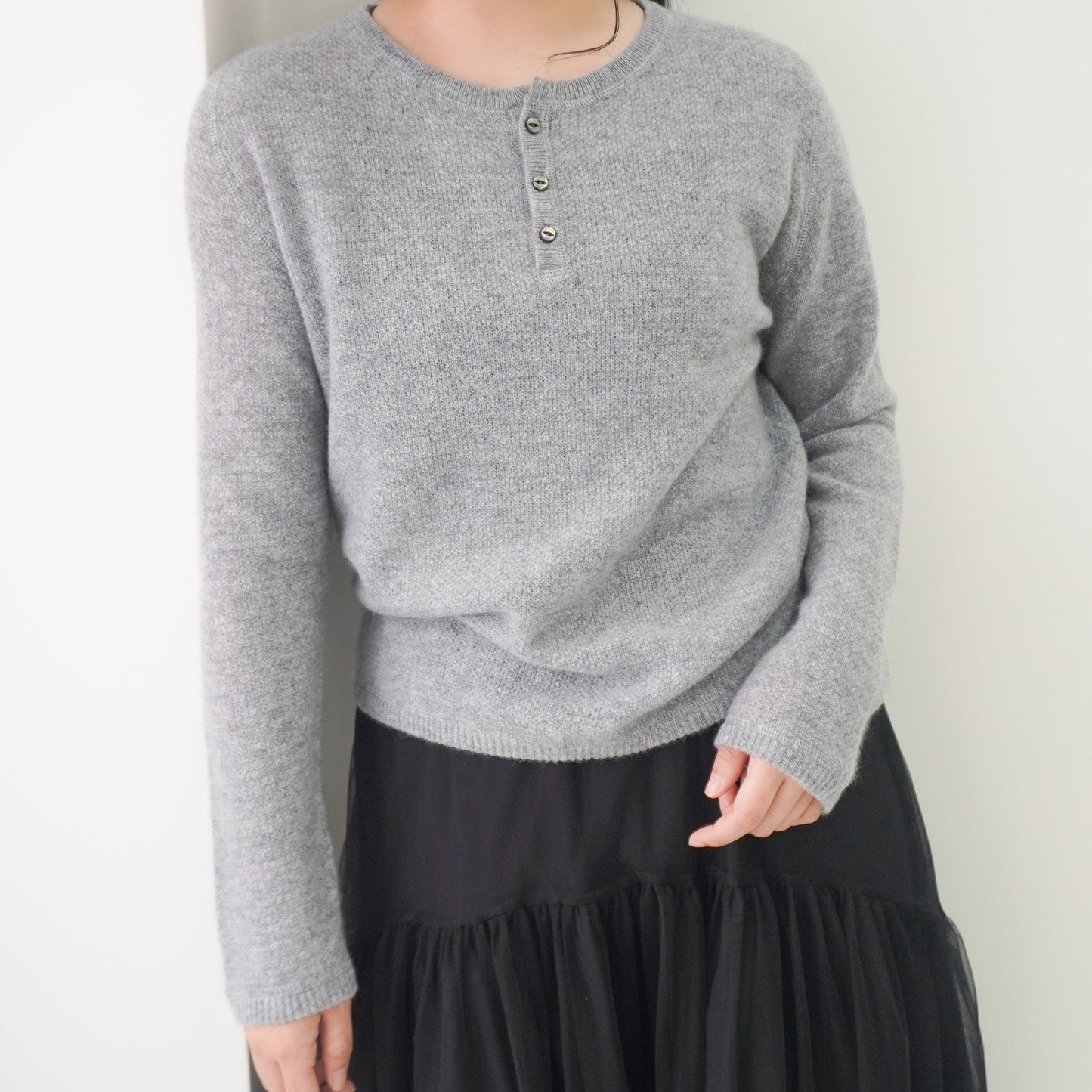 Cashmere Henley Neck